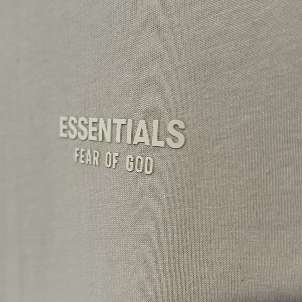 Essentials fear of god t shirt size large - Picture 3 of 8